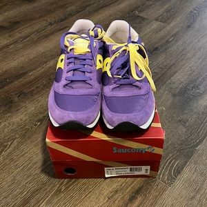 NWT Saucony Jazz LowPro